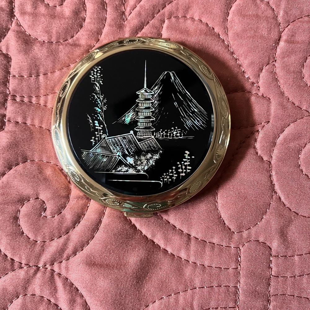 Vintage Japanese Black and Gold Compact Mirror